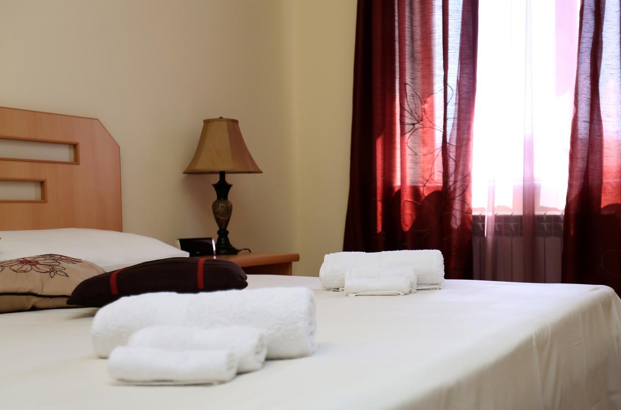 Amrots Hotel Vaykʼ Extérieur photo